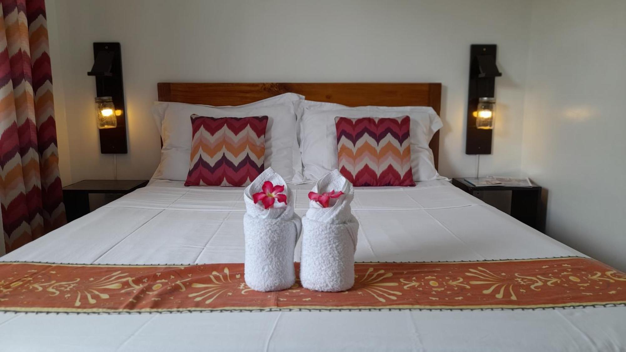 El Taraw Bed & Breakfast Puerto Princesa Екстериор снимка