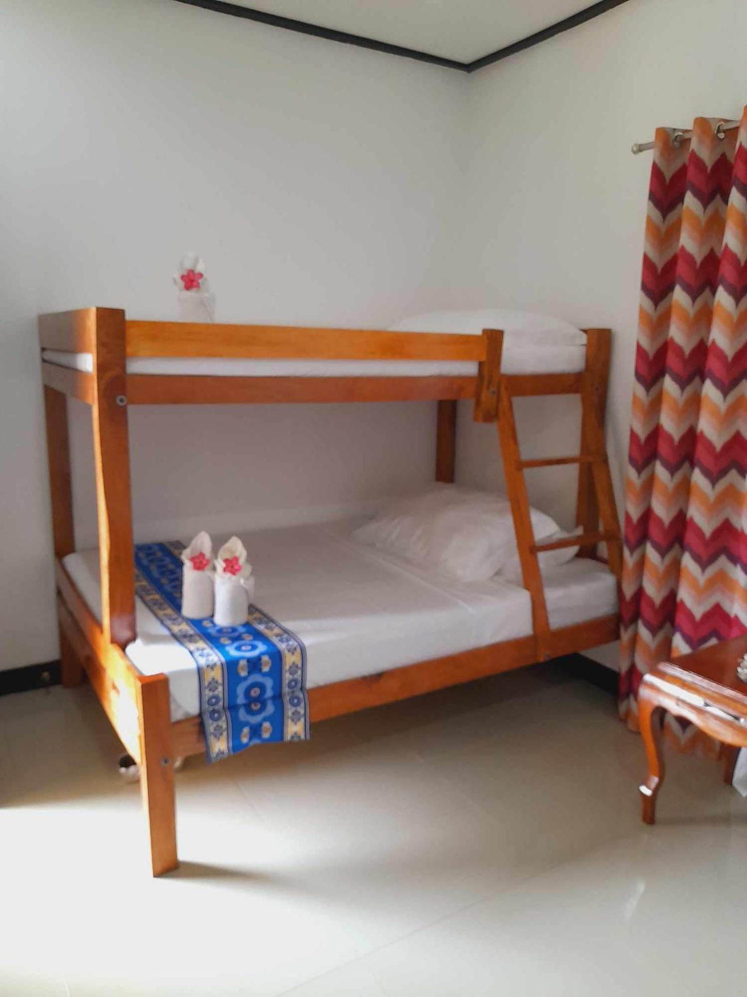 El Taraw Bed & Breakfast Puerto Princesa Екстериор снимка