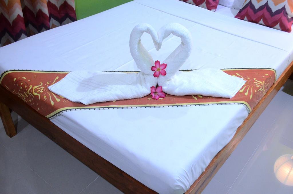 El Taraw Bed & Breakfast Puerto Princesa Екстериор снимка